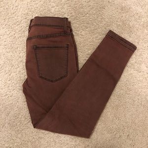 FREE PEOPLE JEGGING JEANS